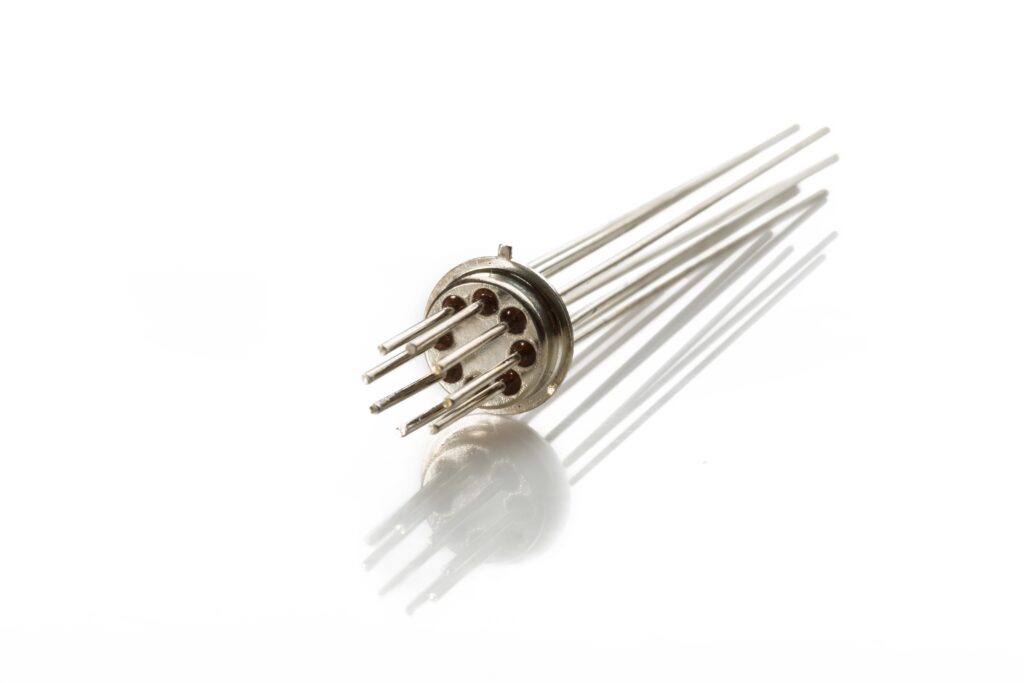 Hermetron Hermetic TO-5 Package 8 pins